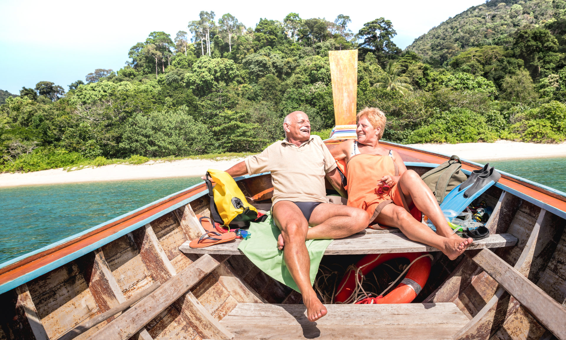 Seniors-sur-bateau-Thailande